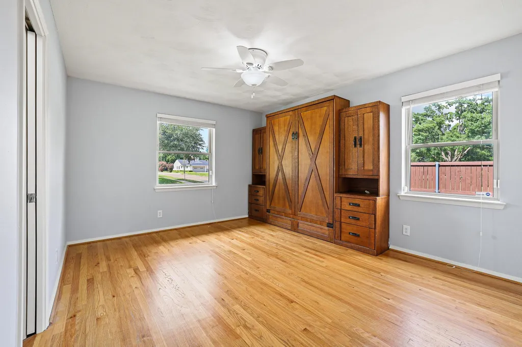 10432 Chesterton Drive Dallas TX 75238