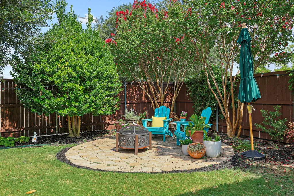 10432 Chesterton Drive Dallas TX 75238