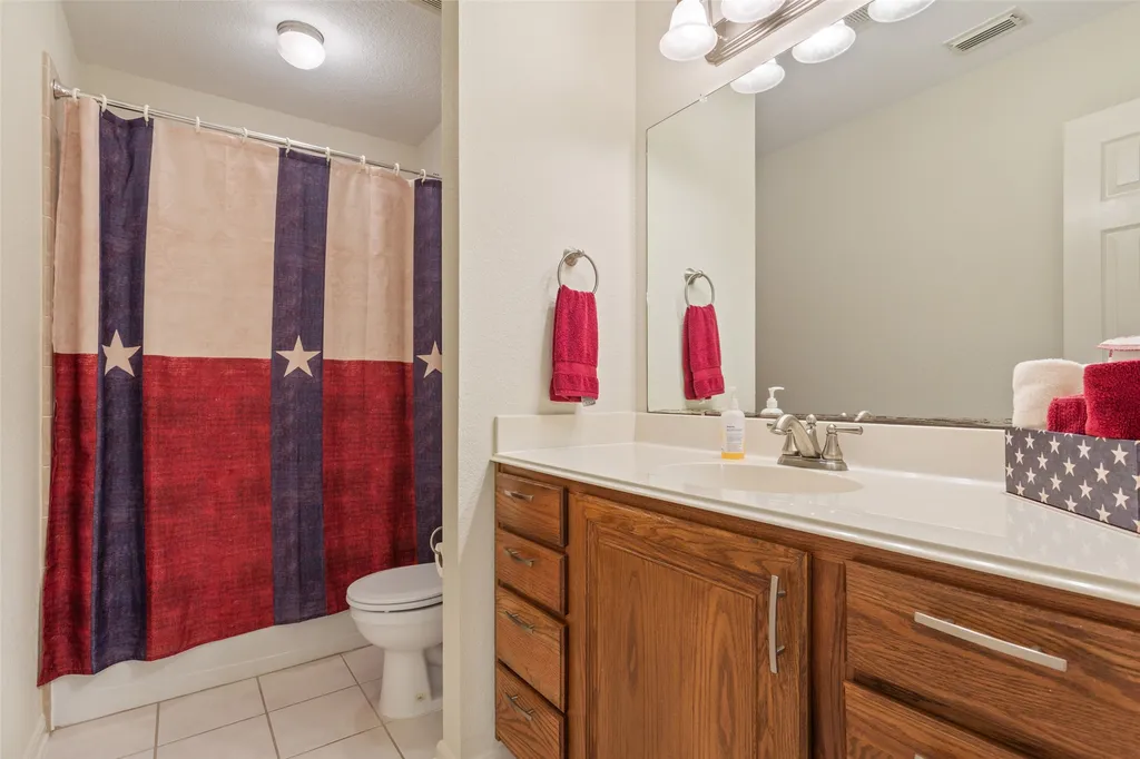 810 Robindale Lane Fairfield TX 75840