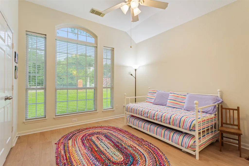 810 Robindale Lane Fairfield TX 75840