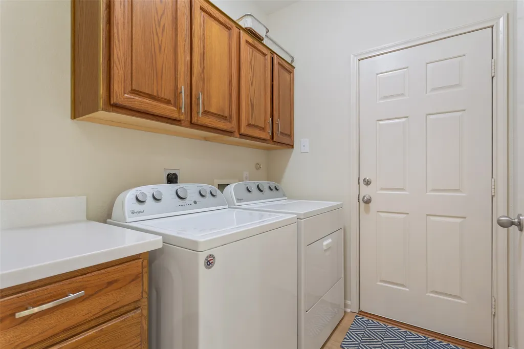 810 Robindale Lane Fairfield TX 75840