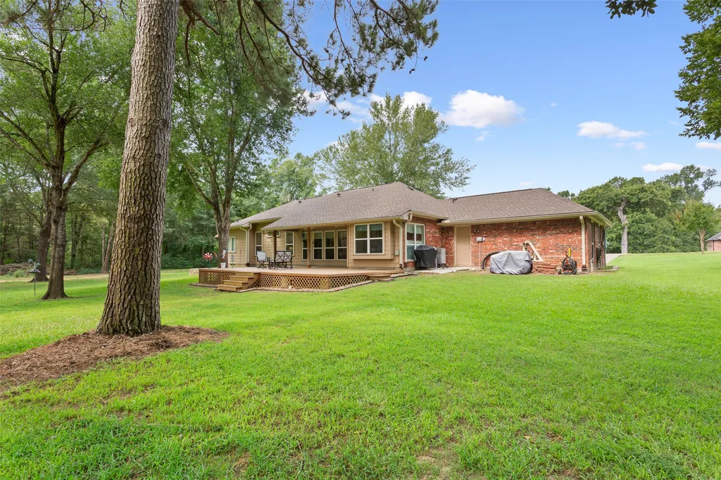 810 Robindale Lane Fairfield TX 75840