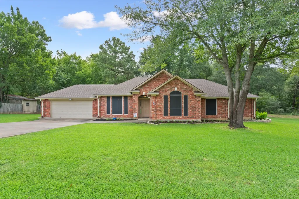810 Robindale Lane Fairfield TX 75840