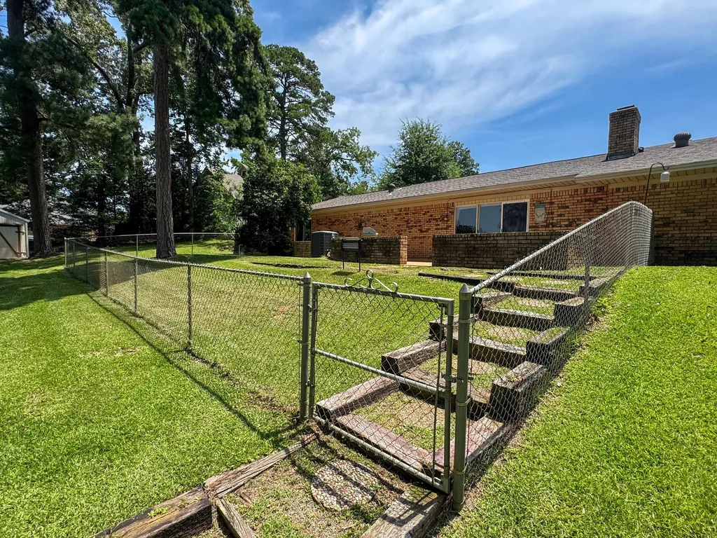 316 County Road 2750 Hughes Springs TX 75656