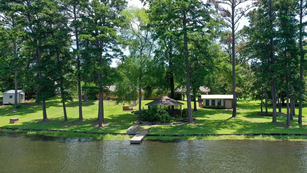 316 County Road 2750 Hughes Springs TX 75656