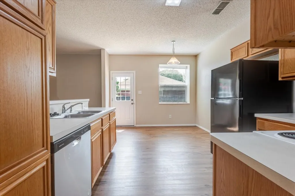406 Redbud Lane Tolar TX 76476