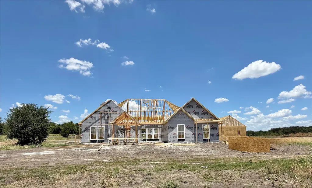 2021 Collin Street Weatherford TX 76085