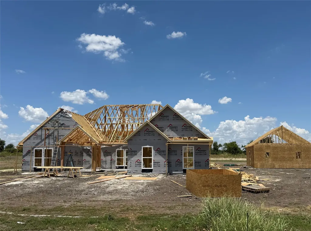 2021 Collin Street Weatherford TX 76085
