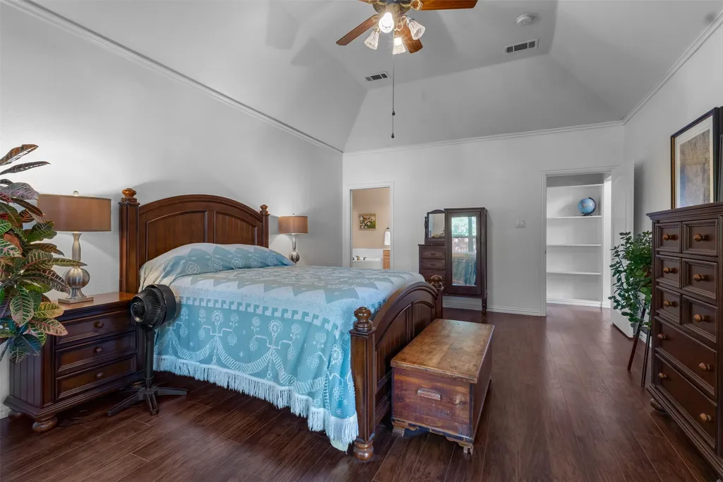 332 Kahala Drive Dallas TX 75218