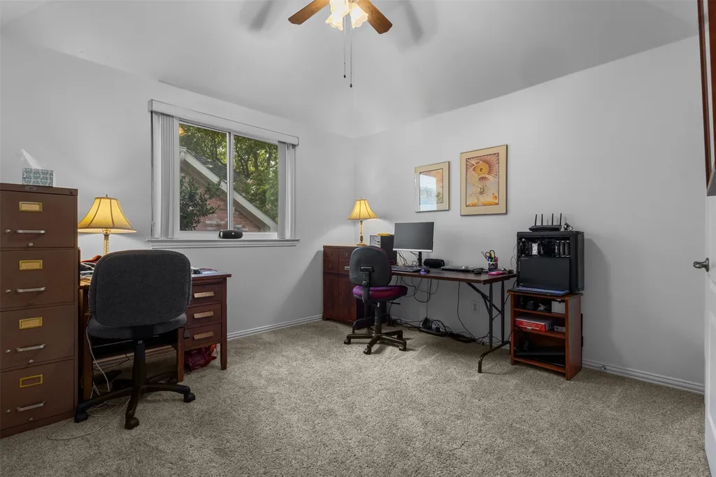 332 Kahala Drive Dallas TX 75218