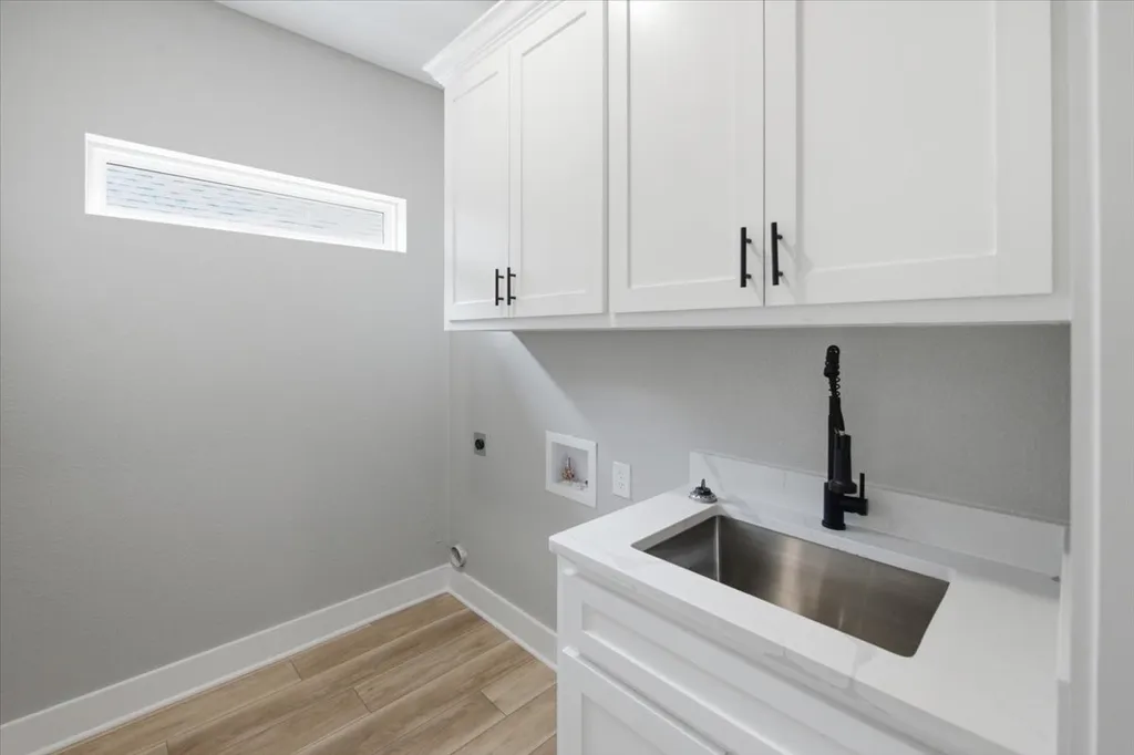 13015 Rainier Drive Woodway TX 76712