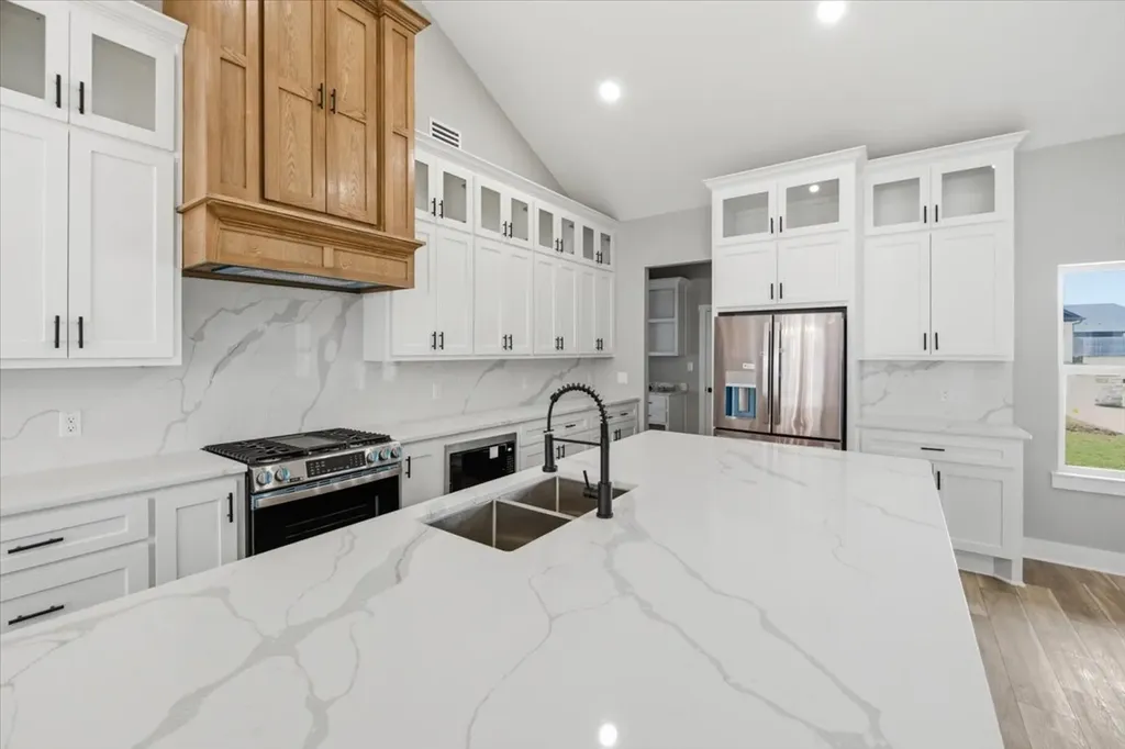 13015 Rainier Drive Woodway TX 76712