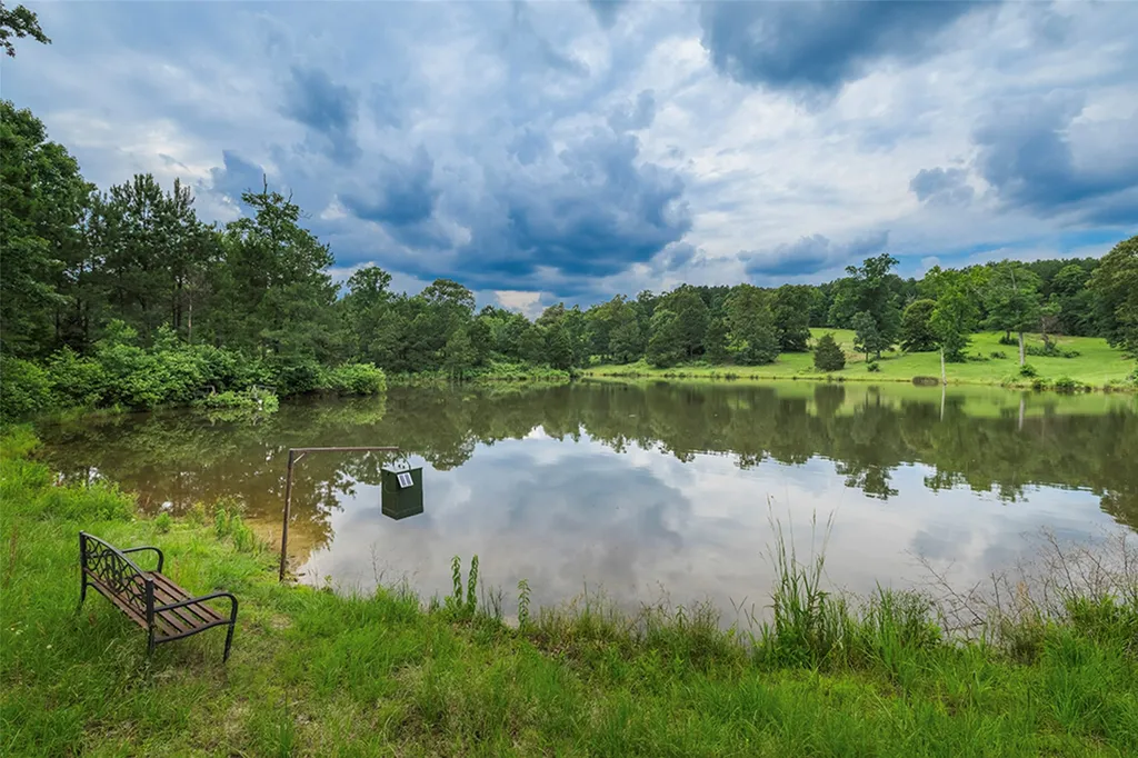 252 County Road 2110 Atlanta TX 75551
