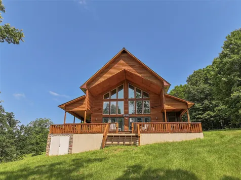 252 County Road 2110 Atlanta TX 75551