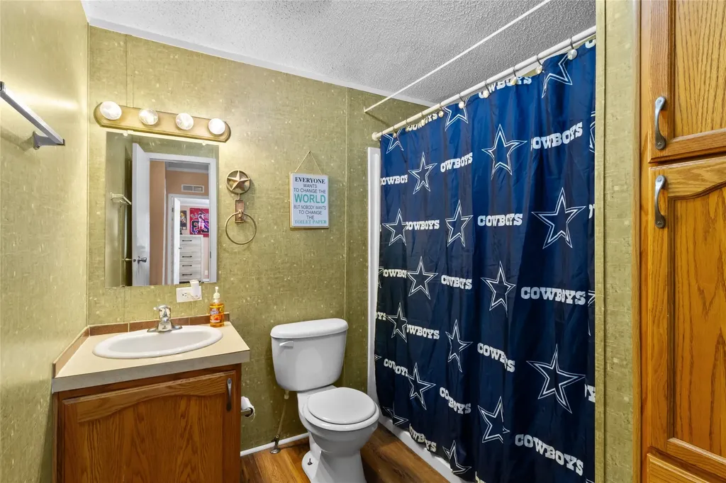 7212 County Road 2761 Buffalo TX 75831