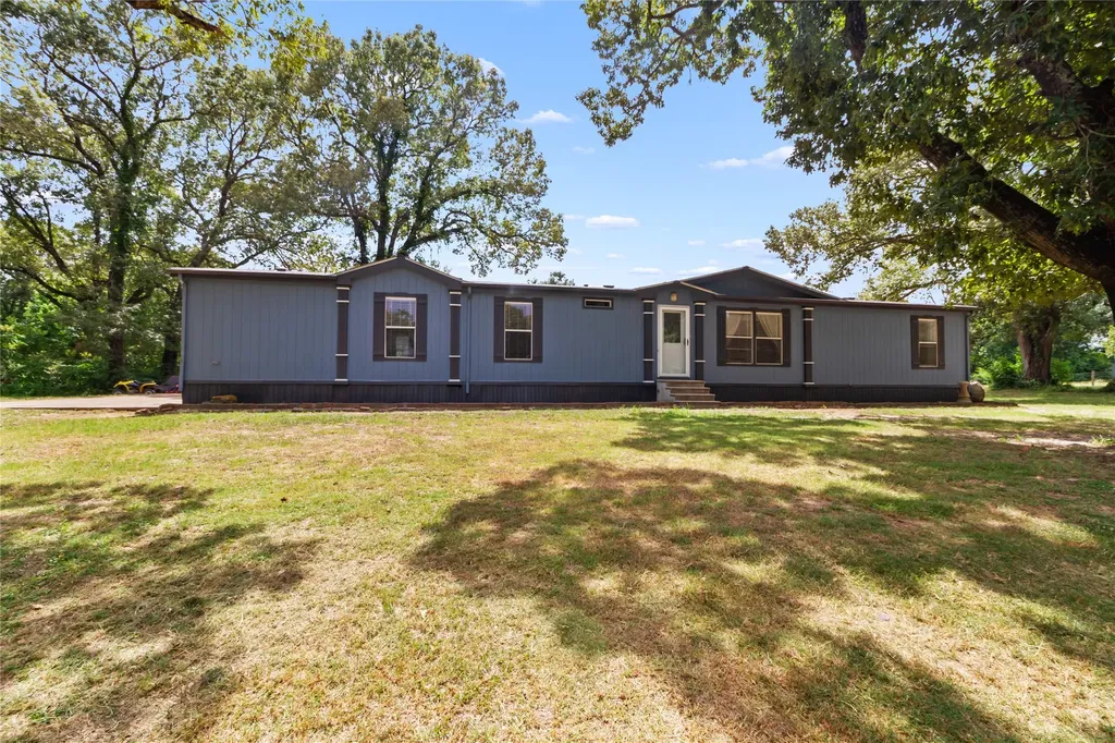 7212 County Road 2761 Buffalo TX 75831