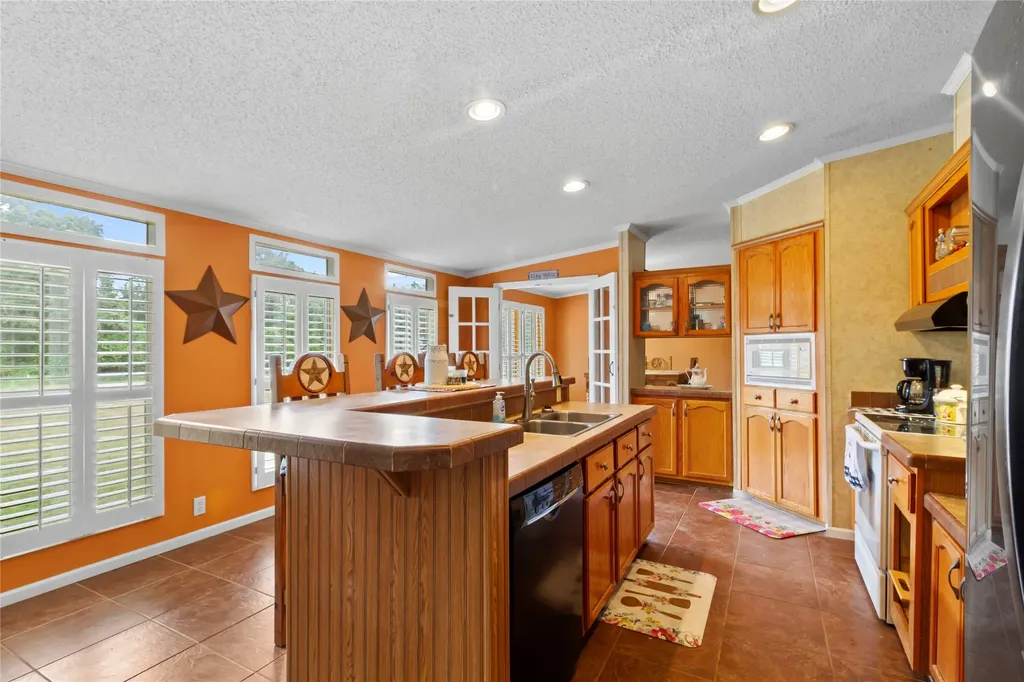 7212 County Road 2761 Buffalo TX 75831