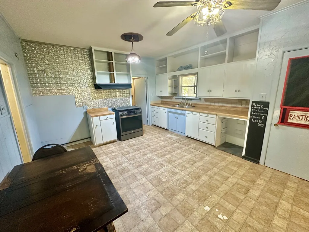 423 Strawn Road Ranger TX 76470
