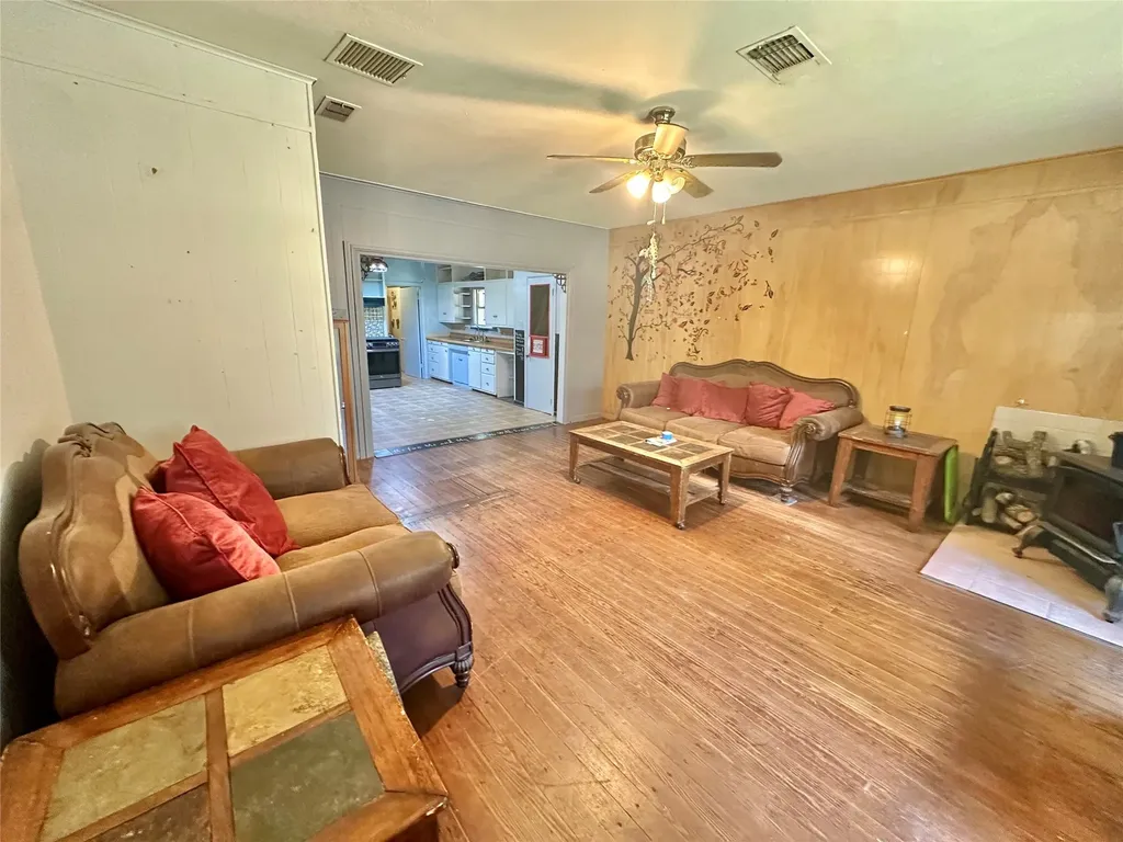 423 Strawn Road Ranger TX 76470
