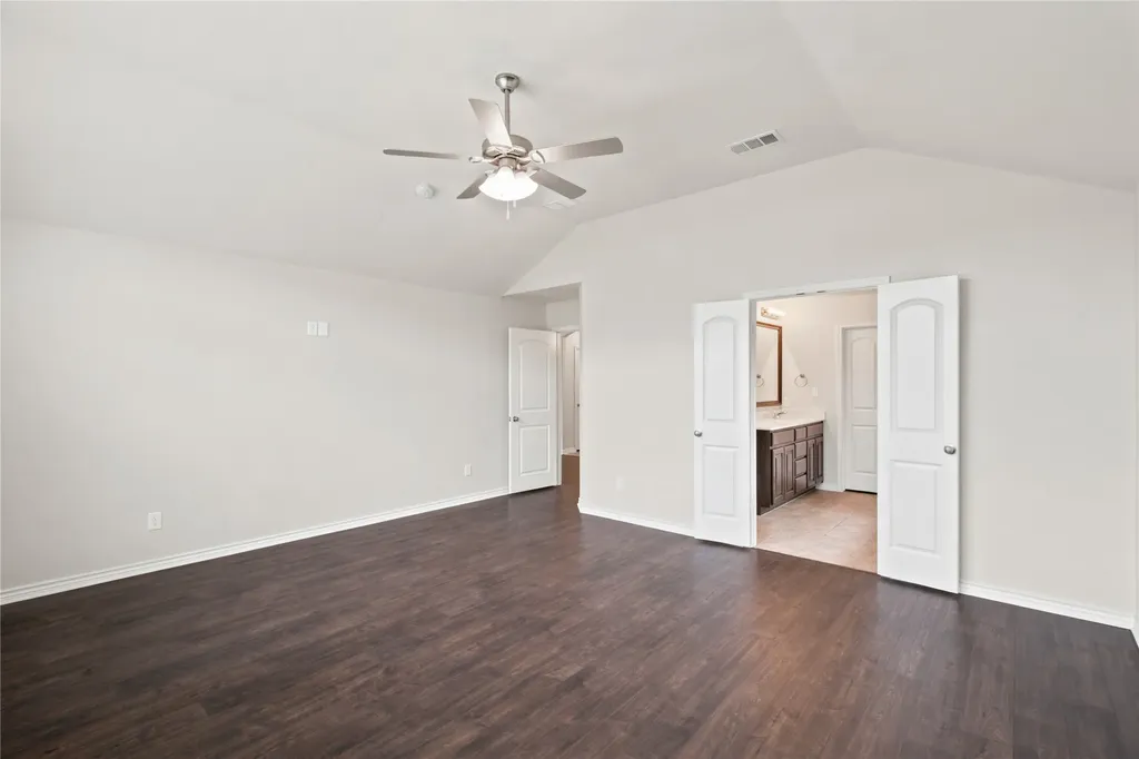 217 Angelina Court Azle TX 76020