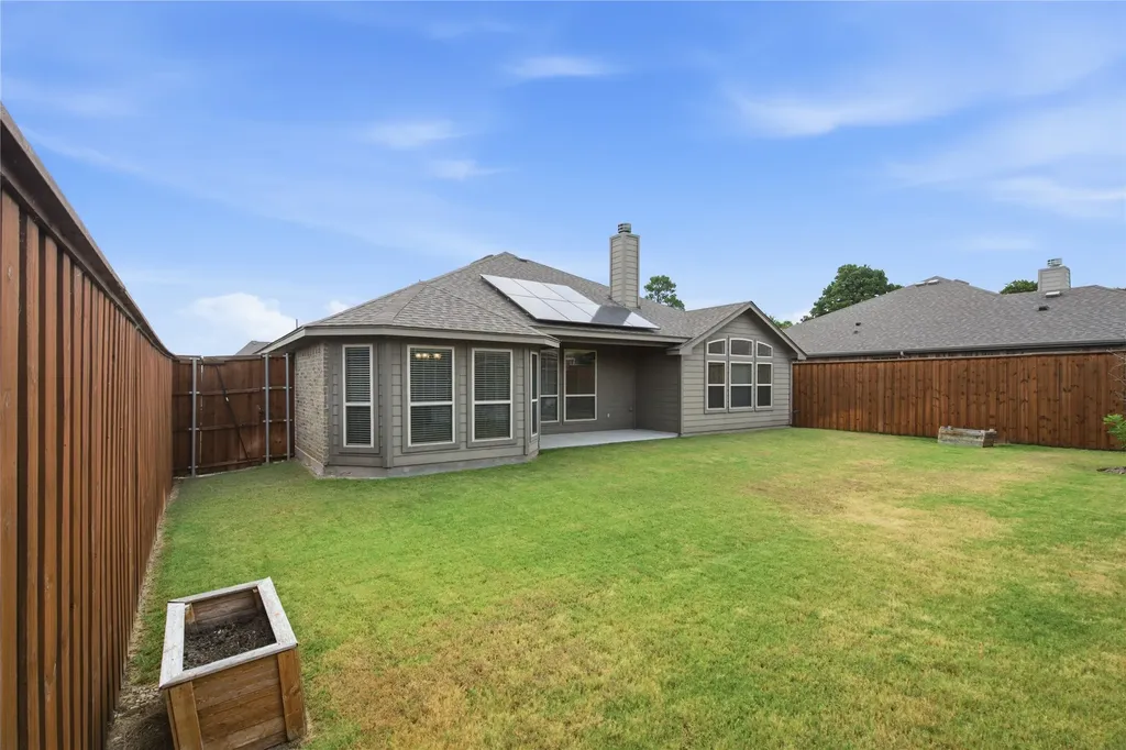 217 Angelina Court Azle TX 76020