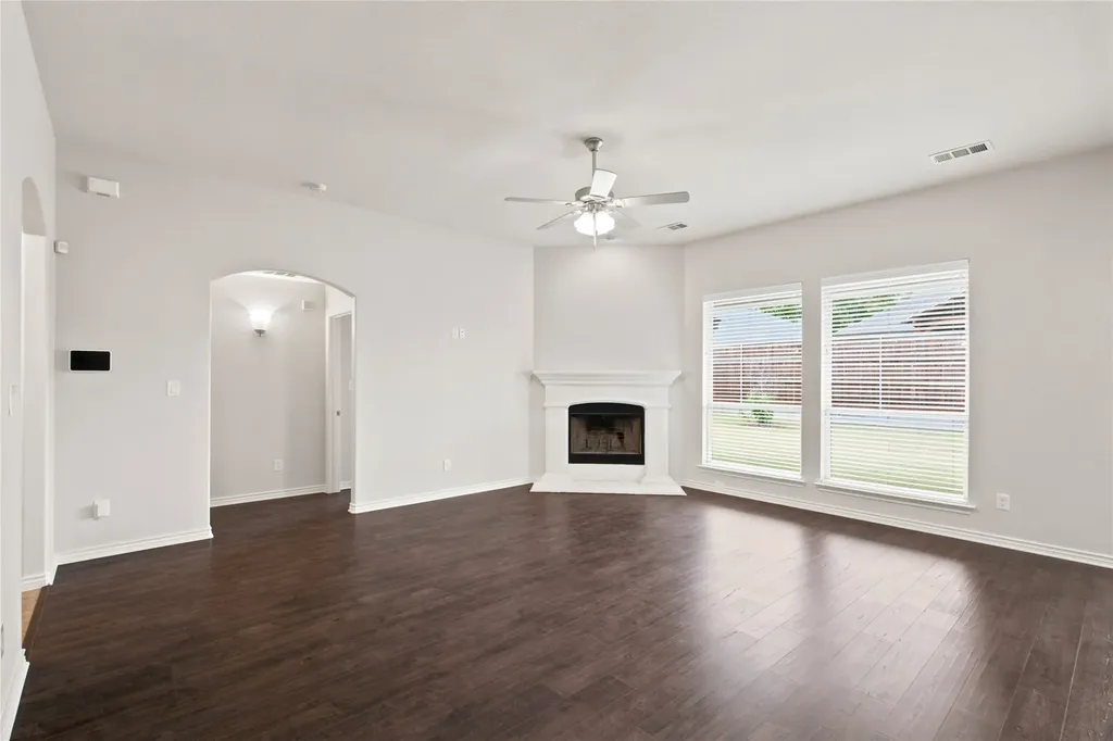 217 Angelina Court Azle TX 76020