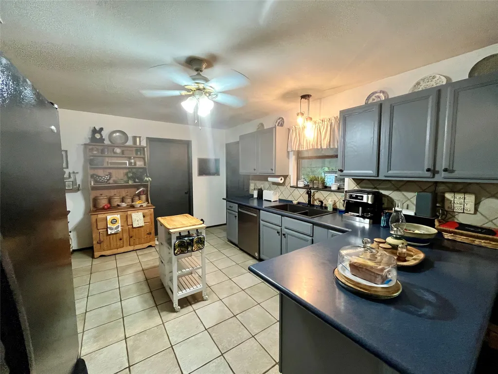 947 County Road 239 Hico TX 76457