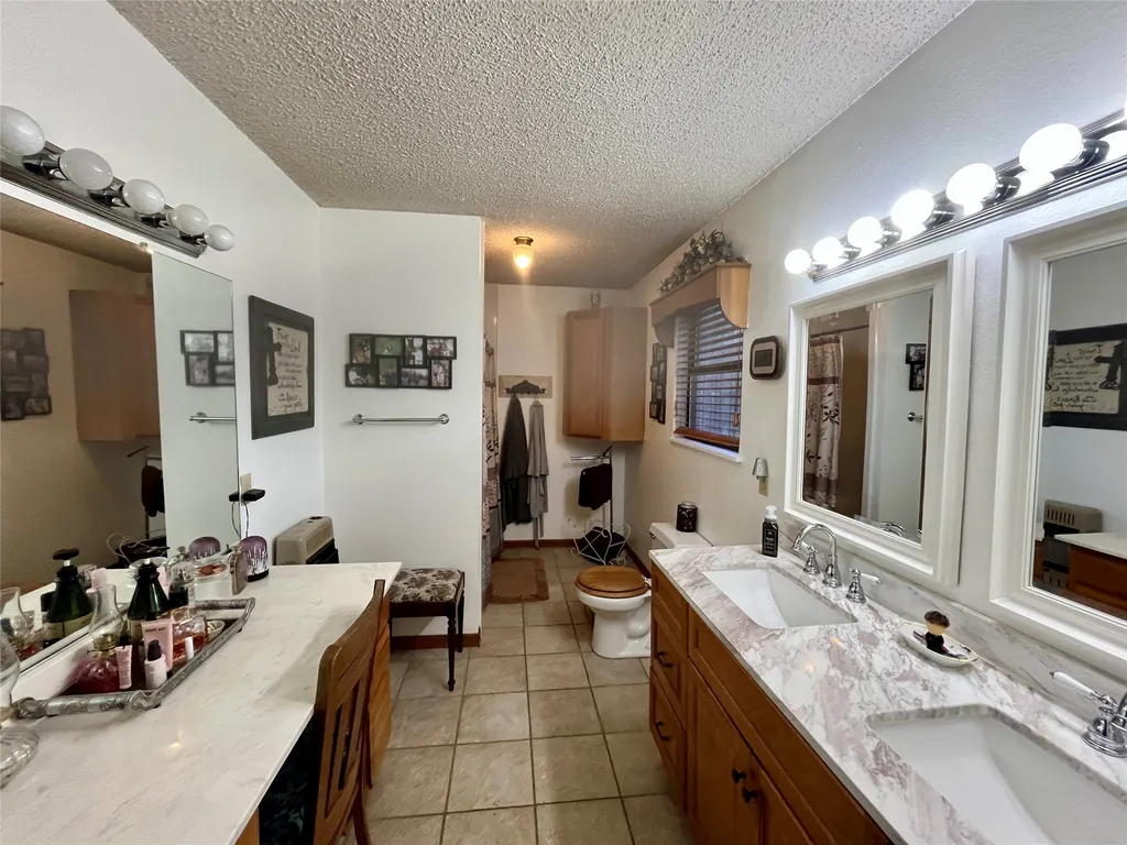 947 County Road 239 Hico TX 76457