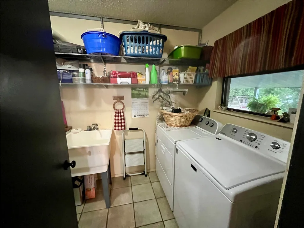 947 County Road 239 Hico TX 76457