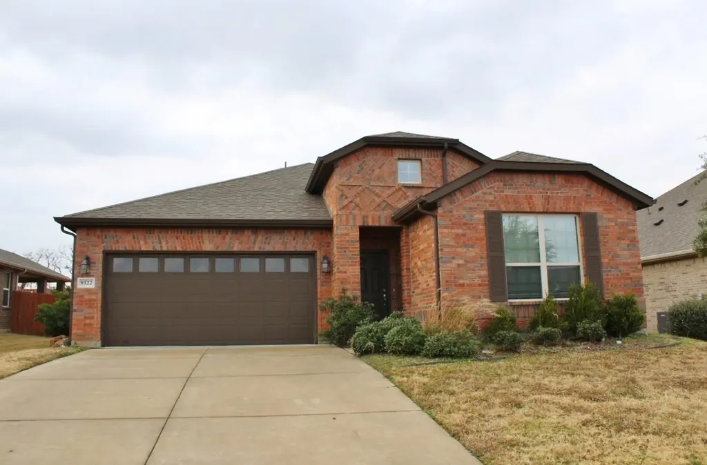 9322 Moon River Drive Arlington TX 76002