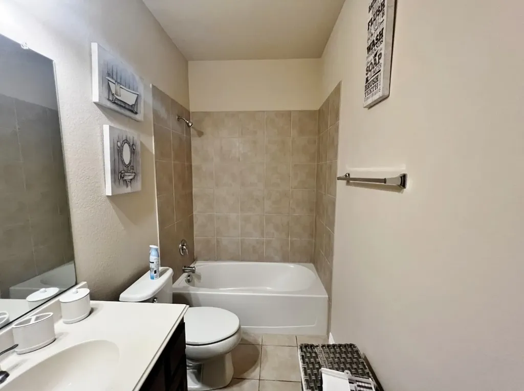 9322 Moon River Drive Arlington TX 76002