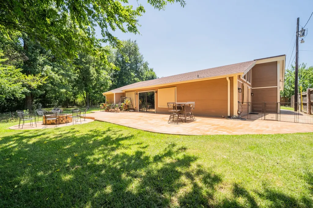1200 Melony Drive Sulphur Springs TX 75482