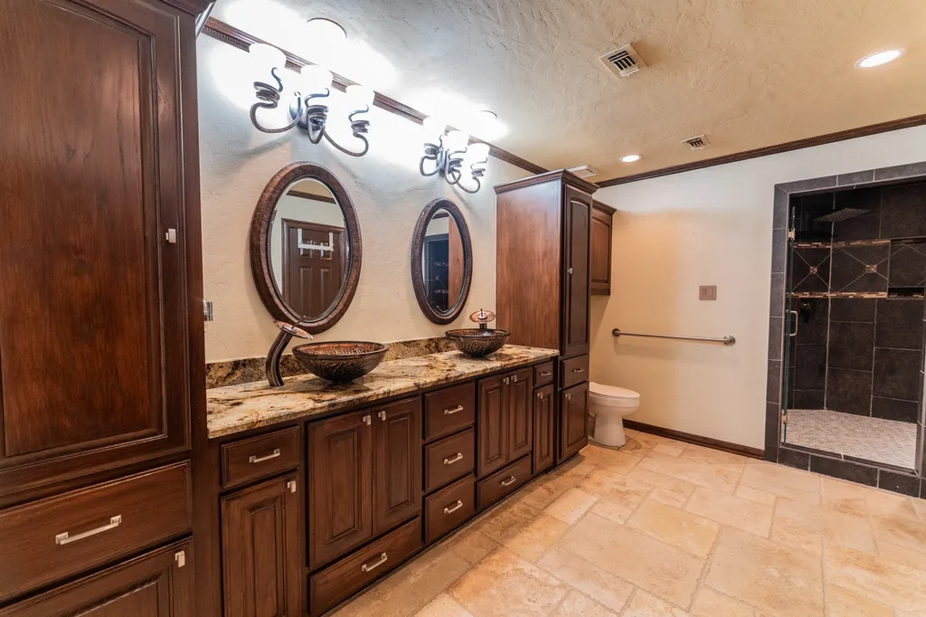 1200 Melony Drive Sulphur Springs TX 75482