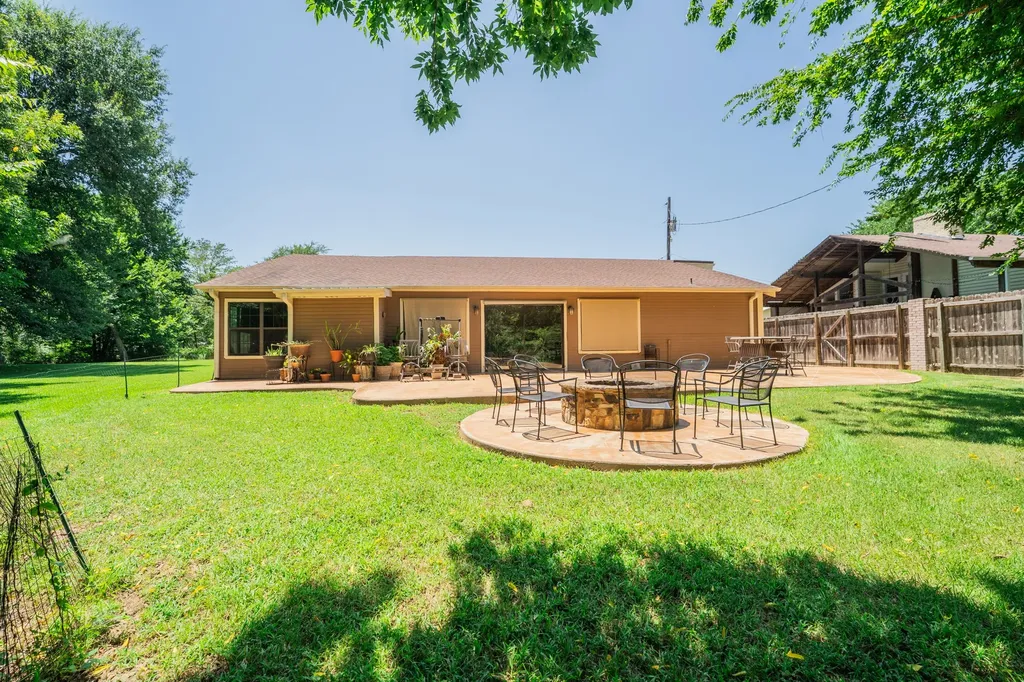 1200 Melony Drive Sulphur Springs TX 75482