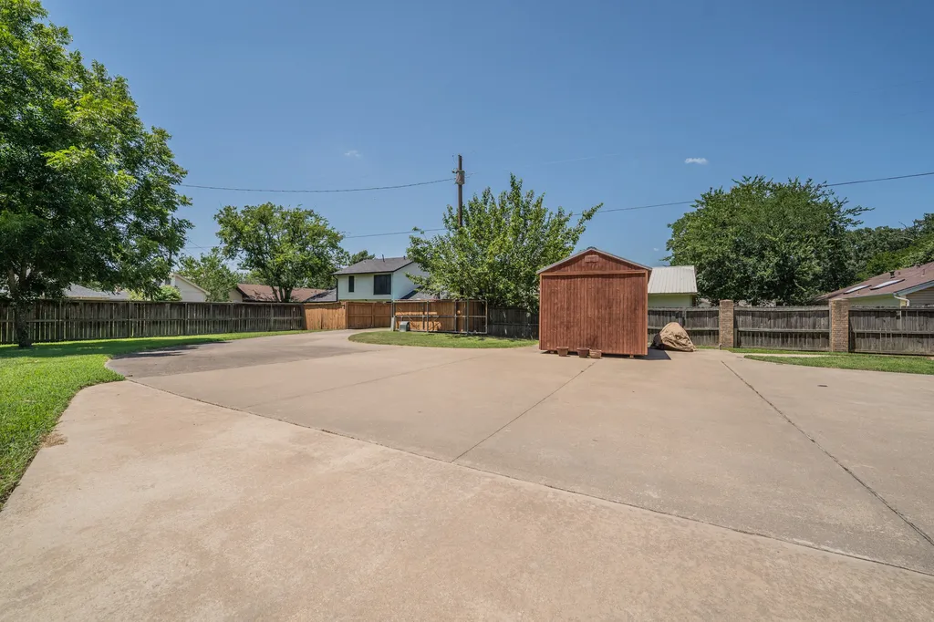 1200 Melony Drive Sulphur Springs TX 75482