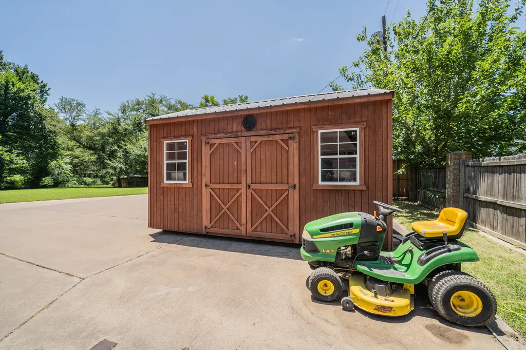 1200 Melony Drive Sulphur Springs TX 75482