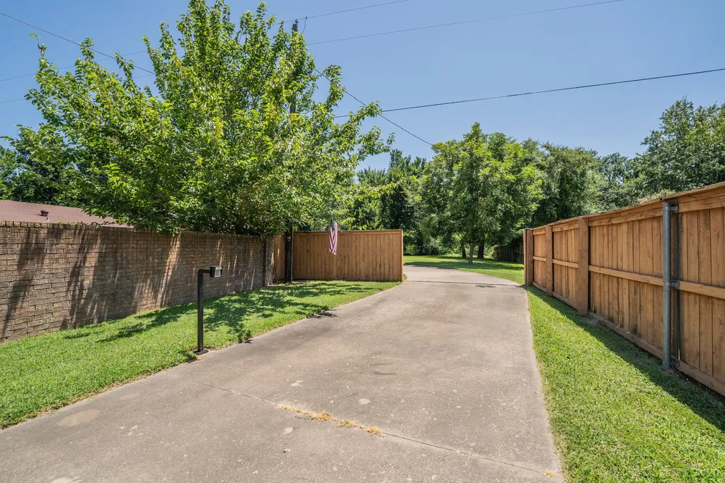 1200 Melony Drive Sulphur Springs TX 75482