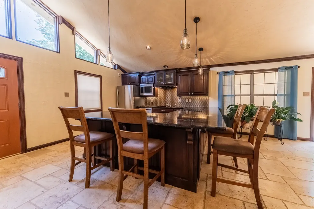 1200 Melony Drive Sulphur Springs TX 75482