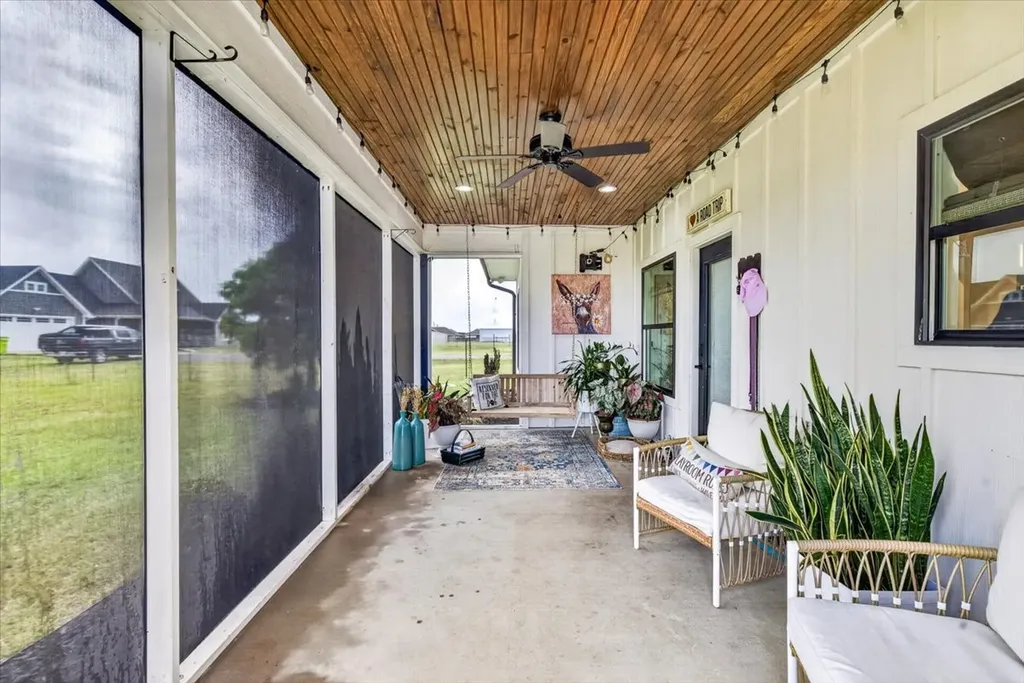 18220 County Road 4001 Mabank TX 75147