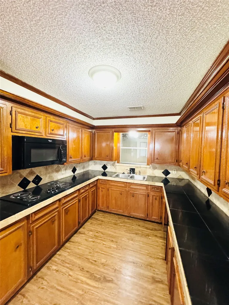 107 Sunview Street Sunnyvale TX 75182