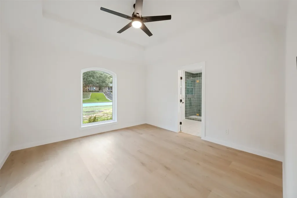 9904 Wandering Way Street Benbrook TX 76126