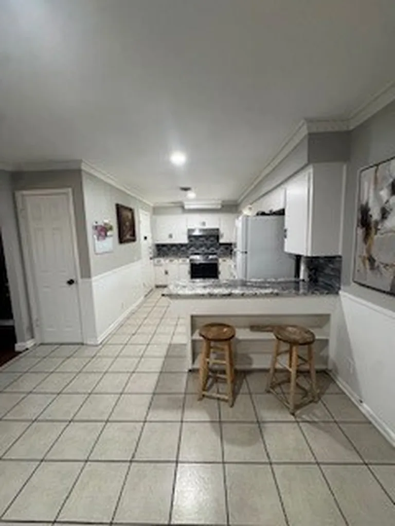 709 Valley View Drive Arlington TX 76010
