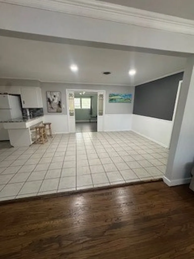 709 Valley View Drive Arlington TX 76010
