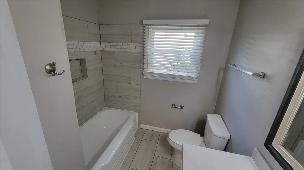4804 Sabelle Lane Haltom City TX 76117
