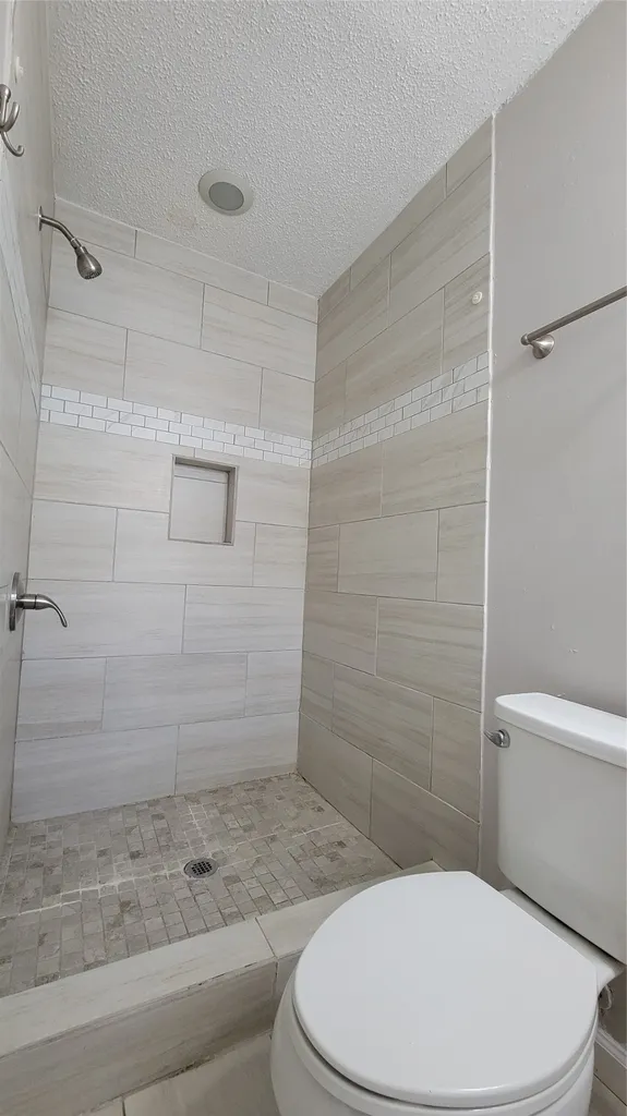 4804 Sabelle Lane Haltom City TX 76117
