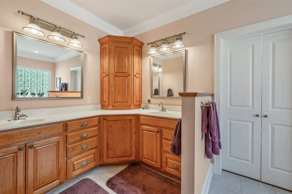 100 Red Oak Bullard TX 75757