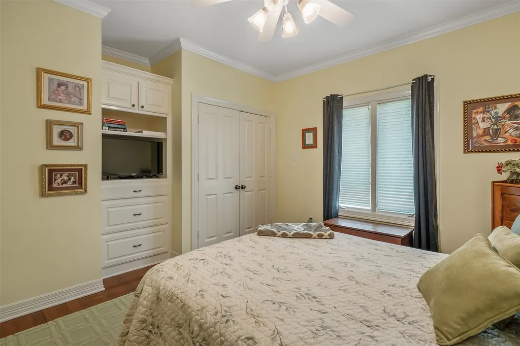 100 Red Oak Bullard TX 75757