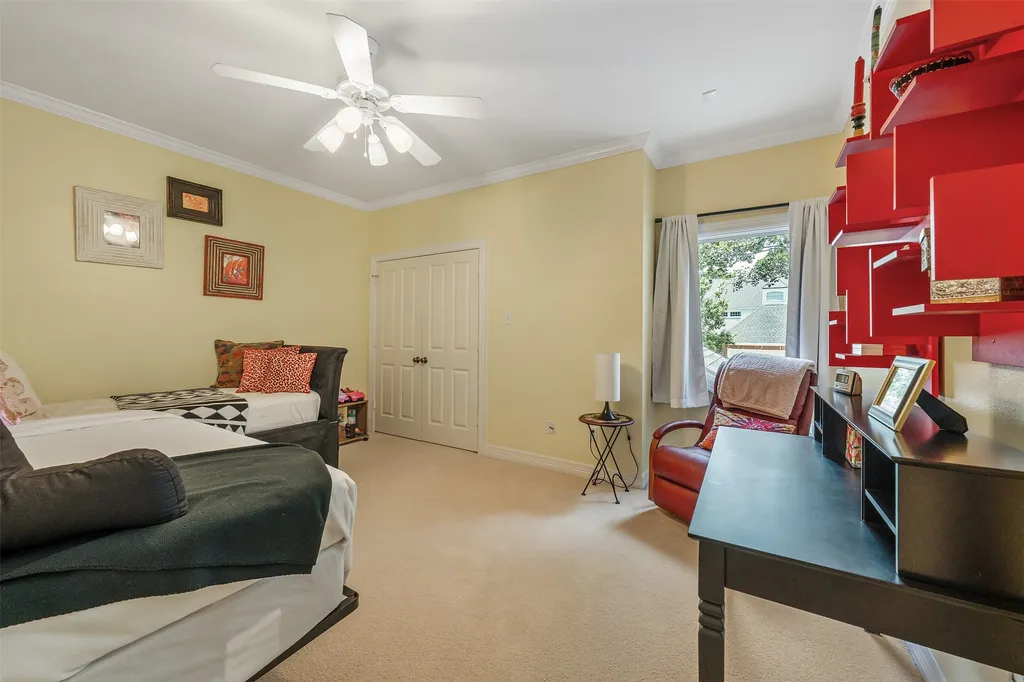 100 Red Oak Bullard TX 75757