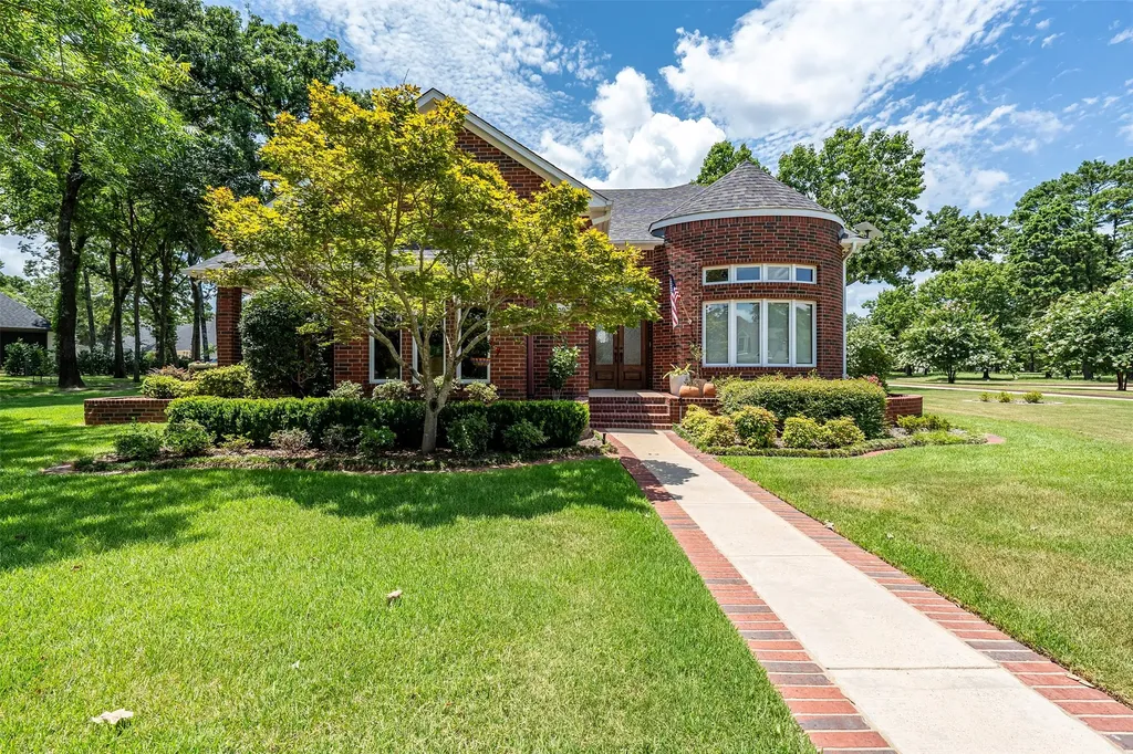 100 Red Oak Bullard TX 75757