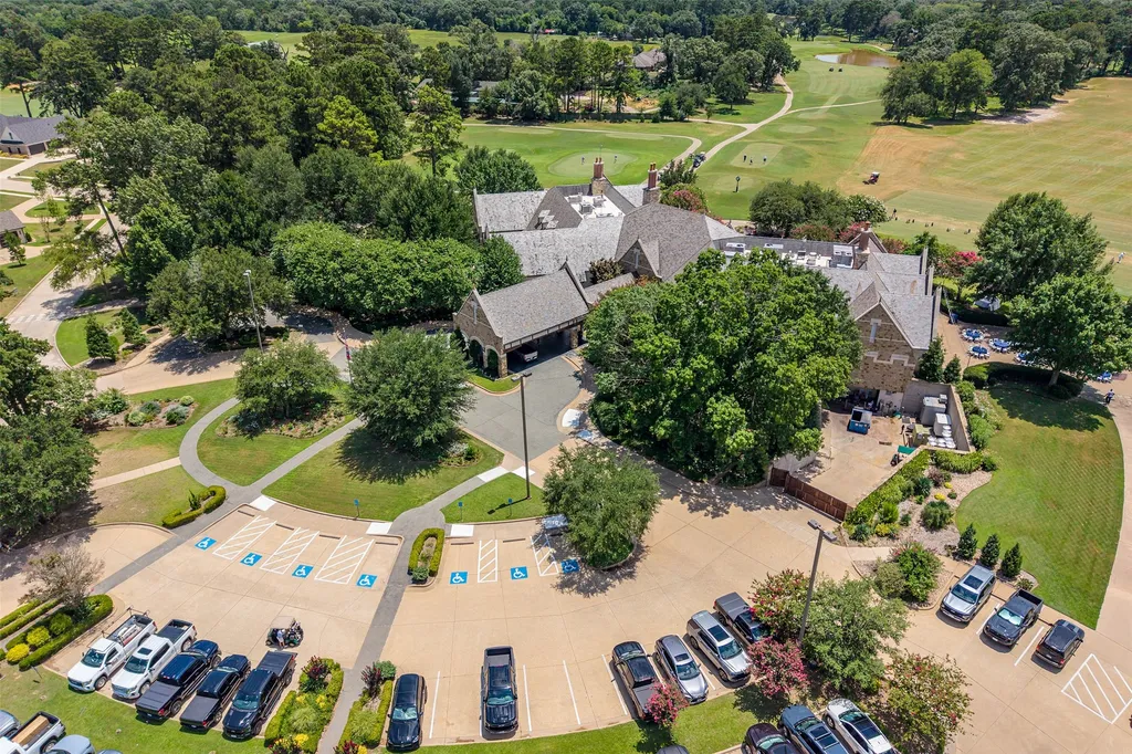 100 Red Oak Bullard TX 75757